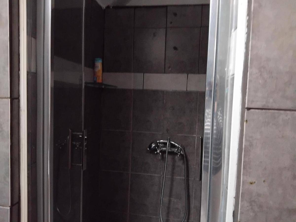 Appartement entier, One-Bedroom Apartment in Tournai, Hainaut