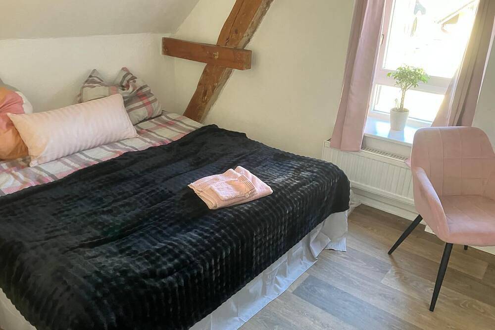 Ganze Wohnung, Gemütliche und  großzügige Mansarde in Kandern, Südschwarzwald