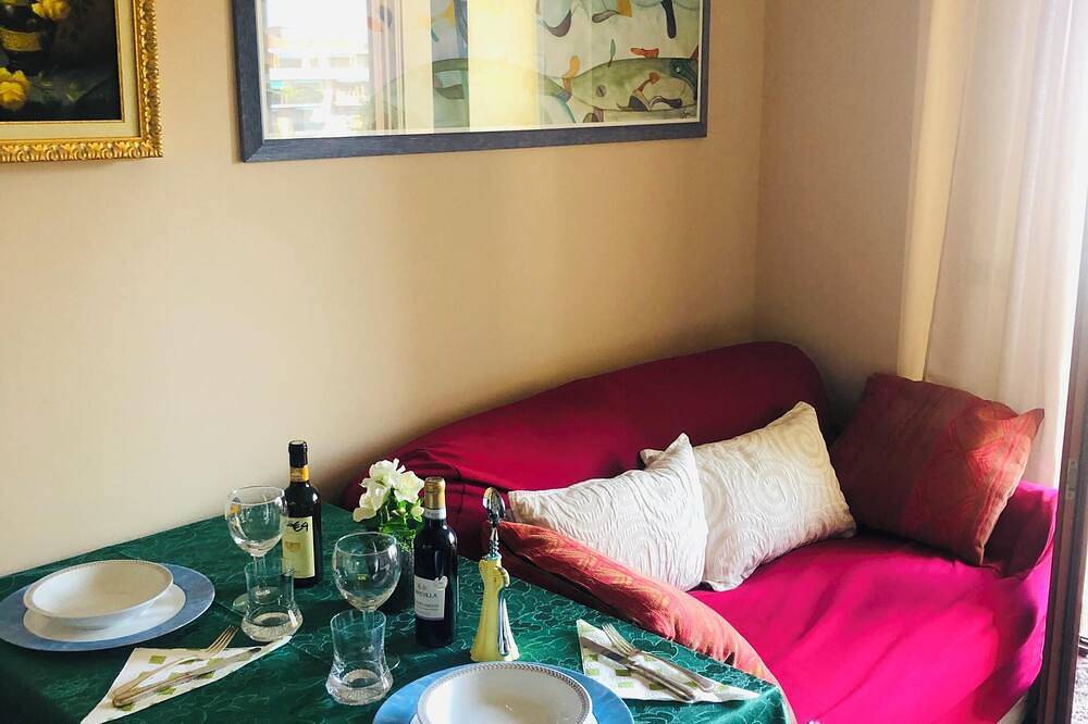 Ganze Wohnung, Homerez - Elegantes Apartment in Monza mit Gartenblick in Monza, Brianza