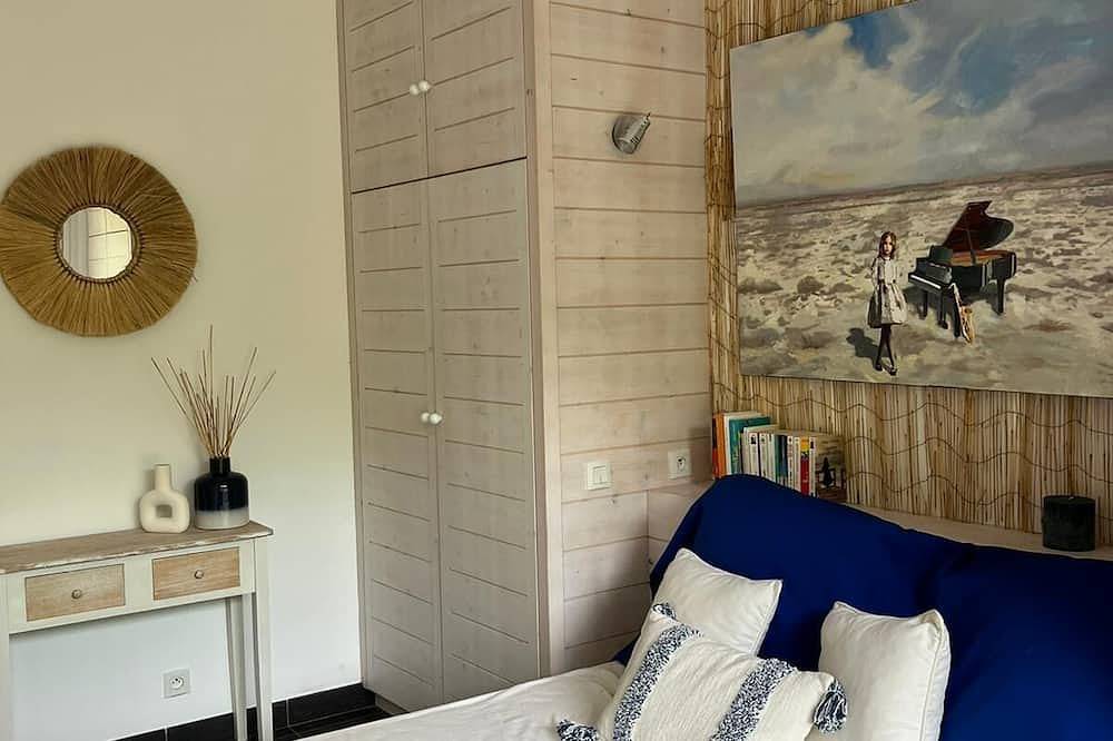 Beautiful single storey villa sleeps 10, Pyla / sea in Le Moulleau, La Teste-de-Buch