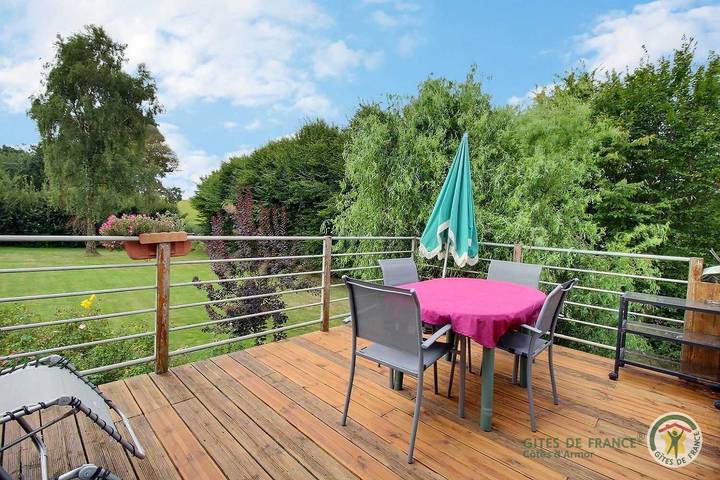 Gîte pour 2 personnes, avec Terrasse à Hénanbihen - 2