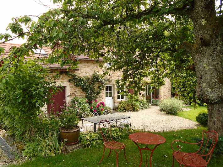 Gîte pour 7 personnes, avec Terrasse et Jardin à Fayl-Billot