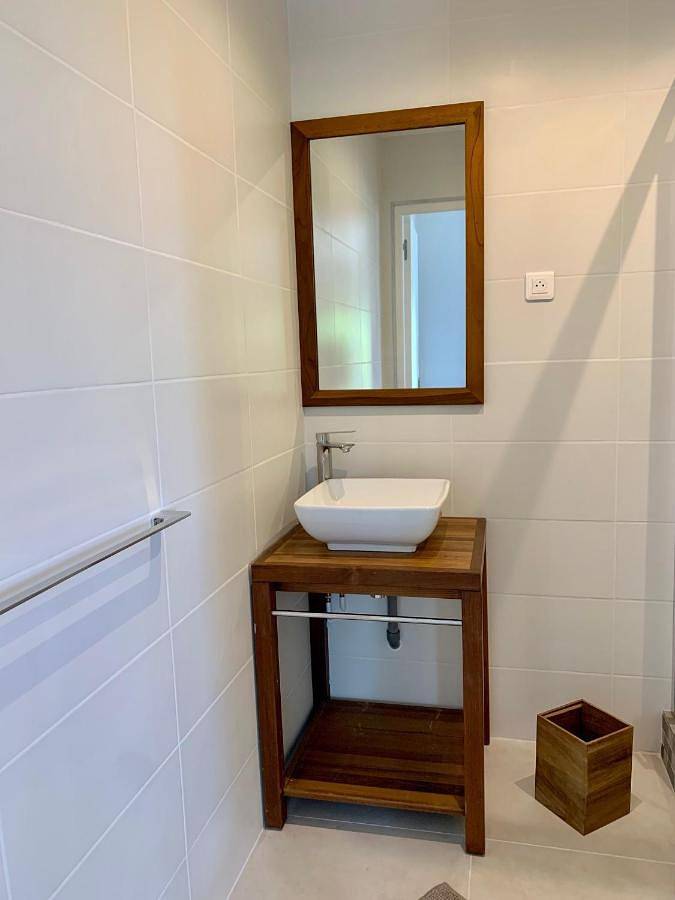 Gîte pour 2 personnes, avec jardin et vue dans Anse Caritan - 2