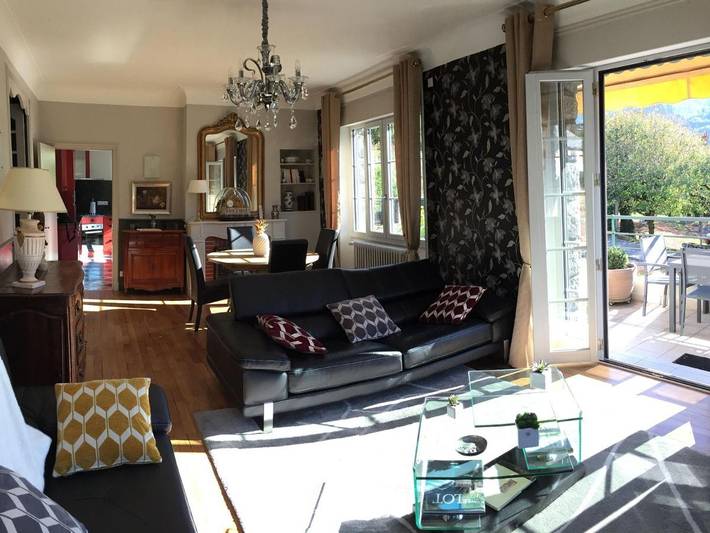 Location de vacances pour 5 personnes, avec terrasse à Entraygues-sur-Truyère