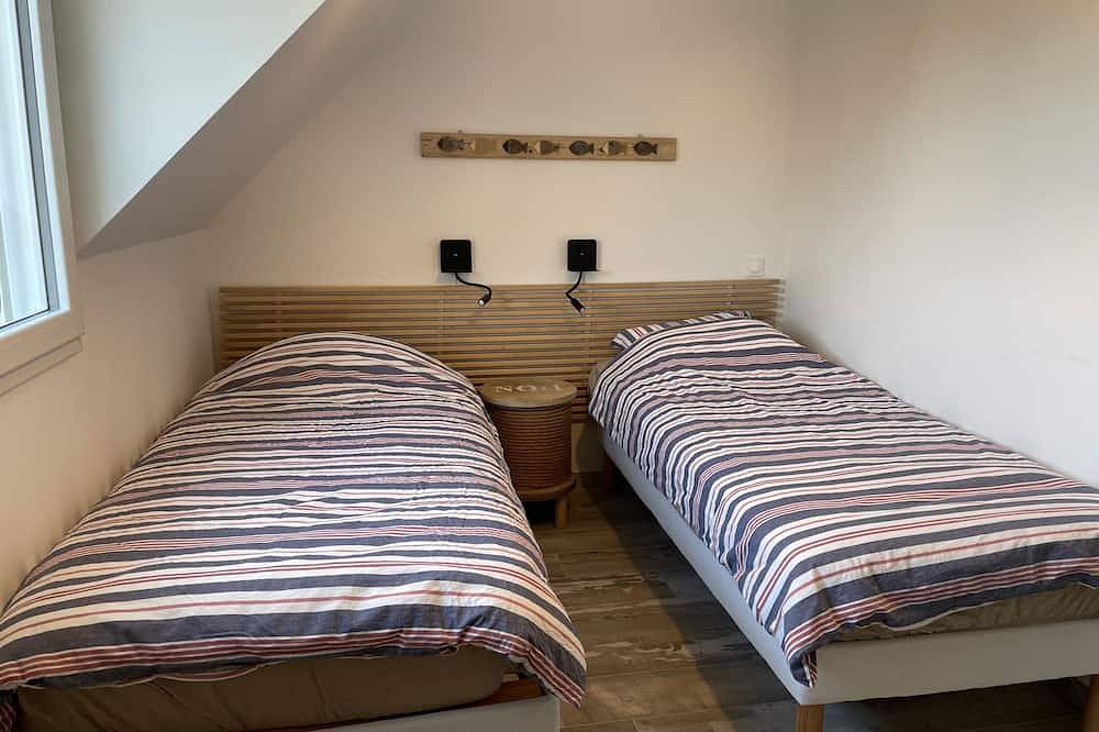 Villa 850 m from the sea with countryside view + Wall Box for electric vehicle in Wissant, Boulogne-sur-Mer und Umgebung
