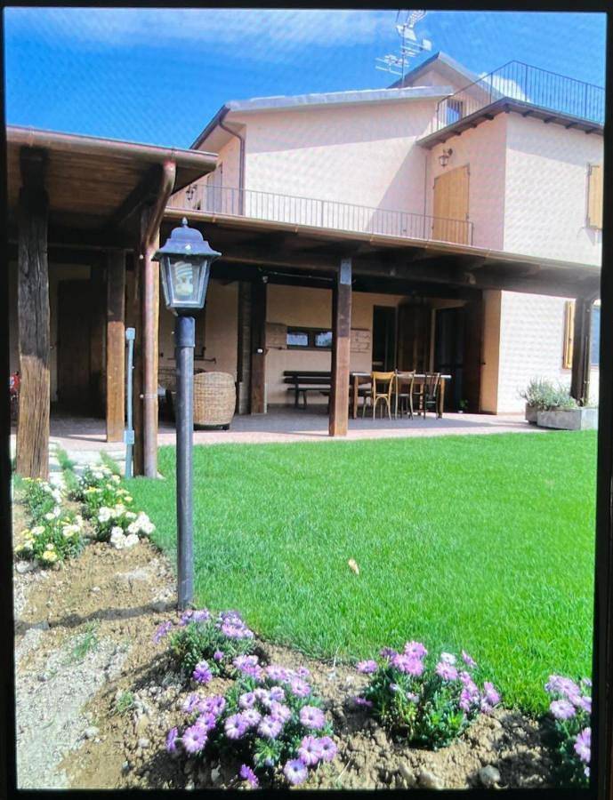 Maison d’hôte pour 2 personnes, avec Balcon et Terrasse ainsi que Jardin et Piscine