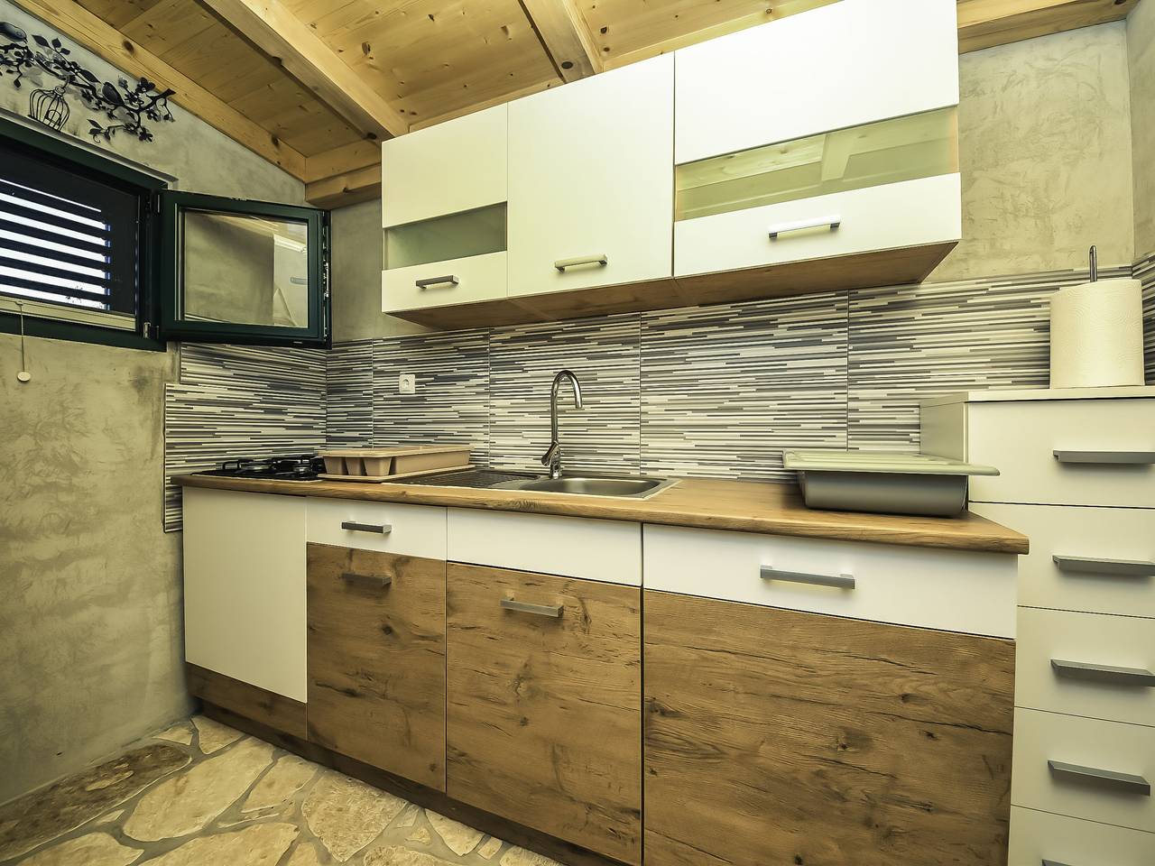 Franka in Kraj, Pasman