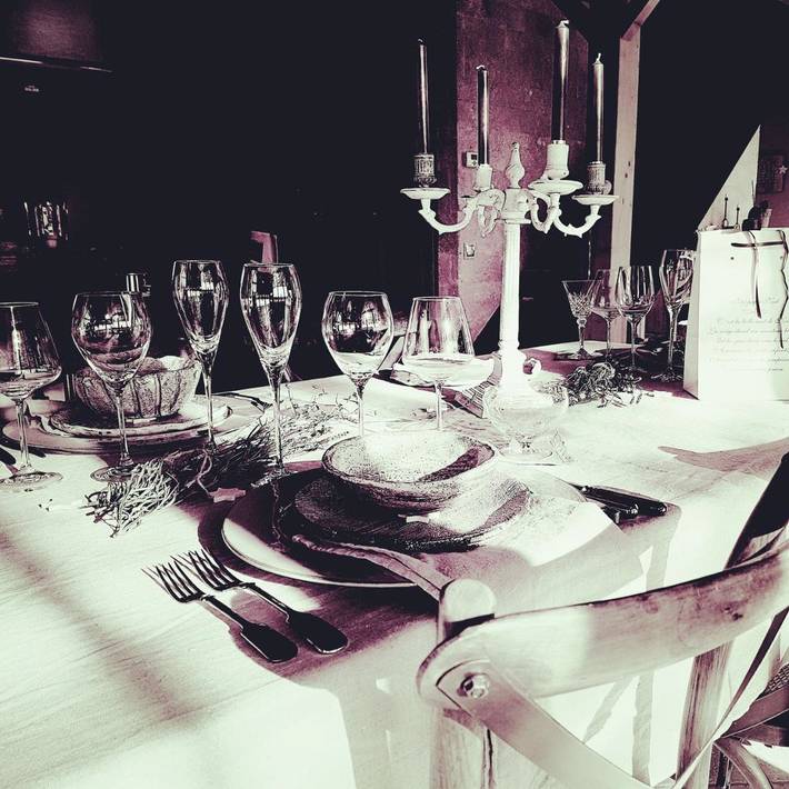 Location de vacances pour 2 personnes, avec jardin et vue ainsi que terrasse et piscine à Castillon-du-Gard - 2