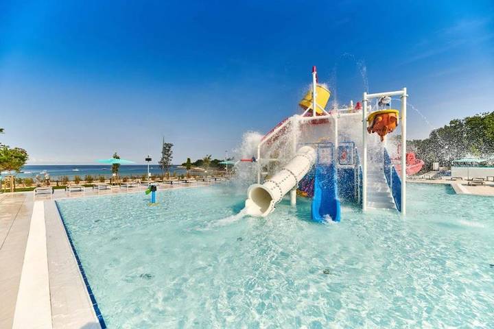 Tente pour 5 personnes, avec bassin pour enfant et vue ainsi que jardin et piscine en Croatie - 4