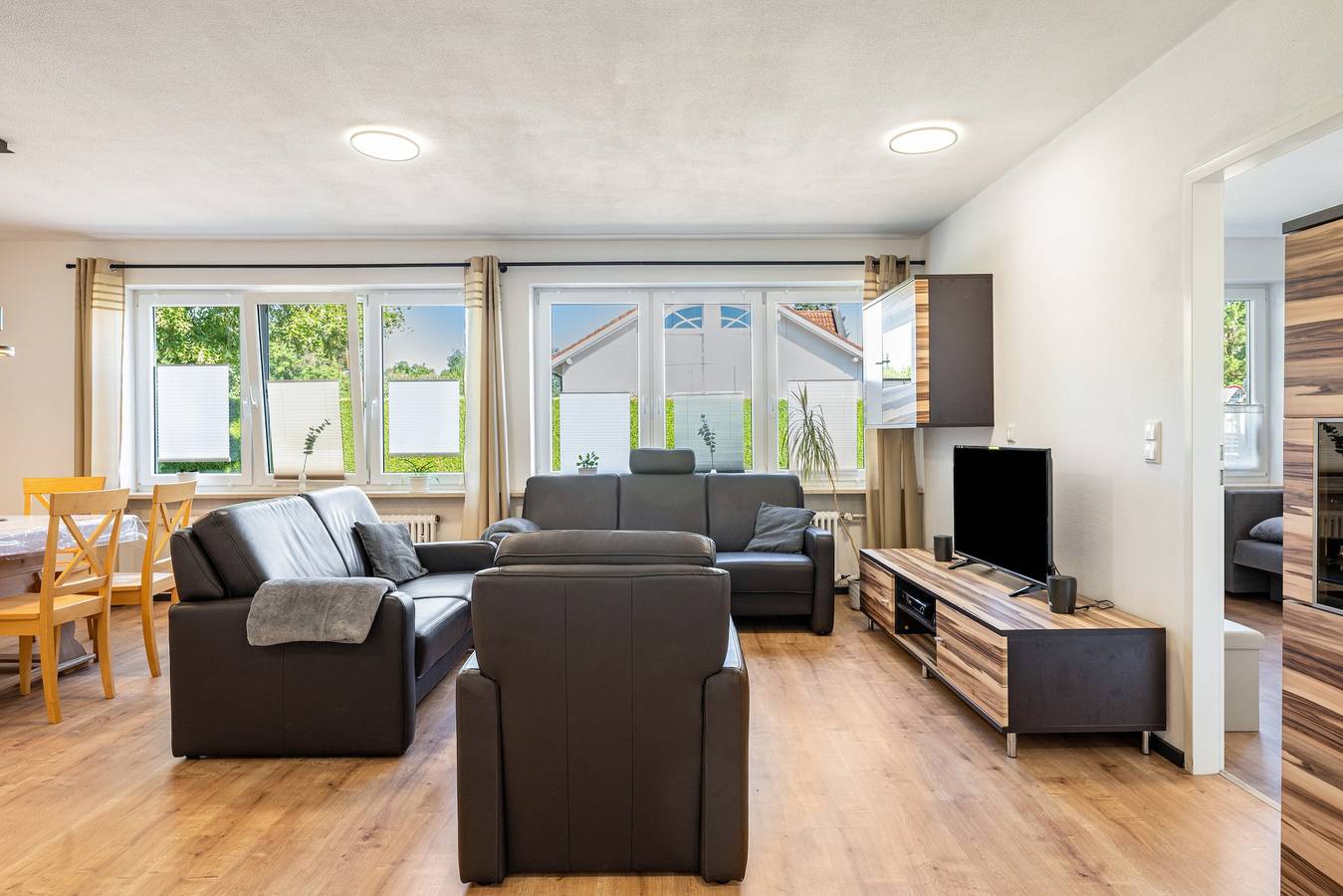 Ganze Wohnung, Apartment 'Hoffmanns' mit großem Wohn-/Essbereich und teilbaren Betten in Burgkirchen an der Alz, Landkreis Altötting