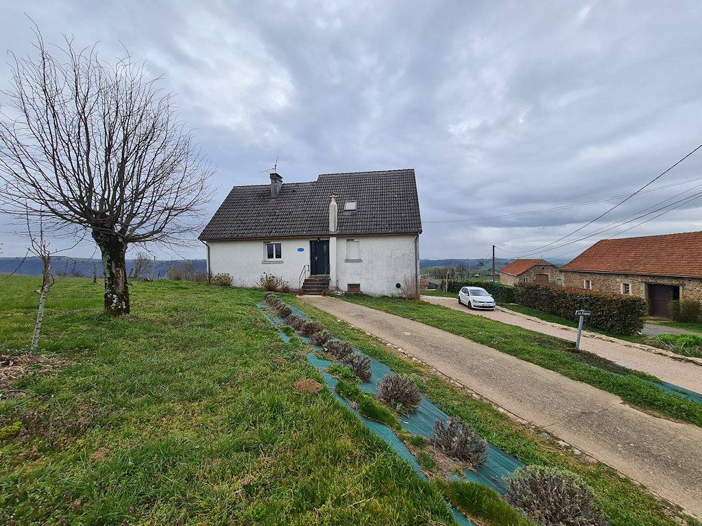 Gite Fraust in Cassaniouze, Région d'Aurillac