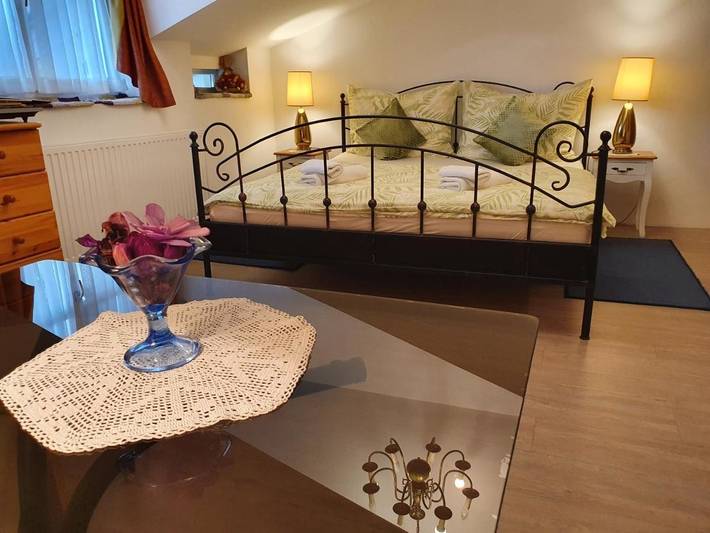 Gîte pour 2 personnes, avec jardin et vue à Sopron - 4