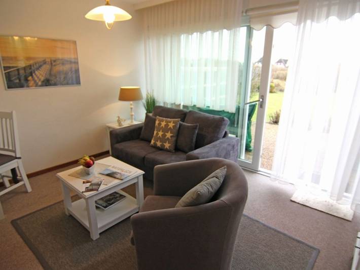 Ganze Ferienwohnung, Ulla - Moin Moin sagt der Friese/in in der „Ulla“ in Wenningstedt, Sylt in Nordfriesische Inseln (Schleswig-Holstein) (Schleswig-Holstein), Wenningstedt
