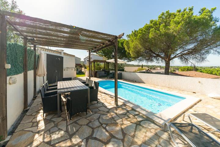 Chalet para 8 personas, con jardín y terraza en Alt Empordà - 2