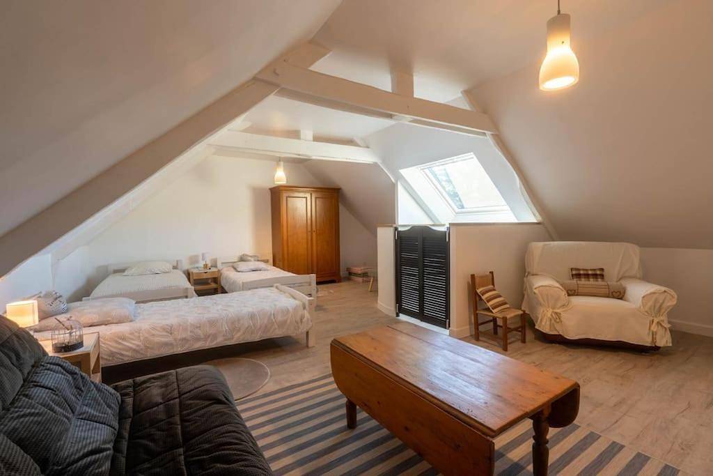 Four-Bedroom House in Saint-Nolff, Parc naturel régional du Golfe du Morbihan