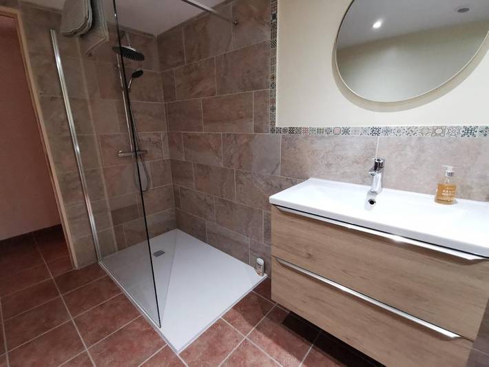 Gîte pour 8 personnes, avec jardin à Saint-Évarzec - 4