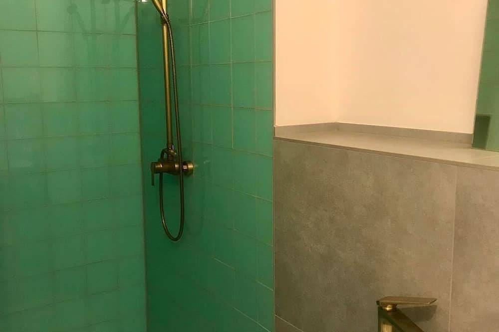 Ganze Wohnung, Schlafen im Bahnhof - Doppelzimmer - Bahnhof Nebra in Nebra (Unstrut), Saale-Unstrut