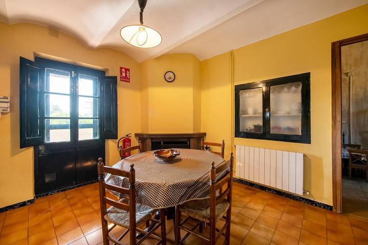 Casa de vacaciones para 8 personas, con jardín y vistas, Se admiten mascotas en Pla de l'Estany - 4