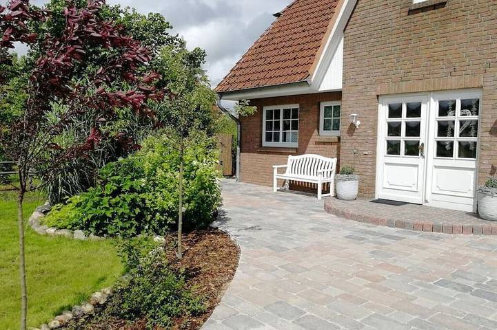 Ferienwohnung für 5 Personen, mit Pool und Garten