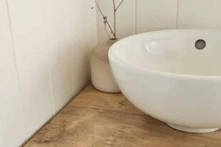 Chalet pour 2 personnes, avec jacuzzi ainsi que terrasse et jardin dans Allier - 3