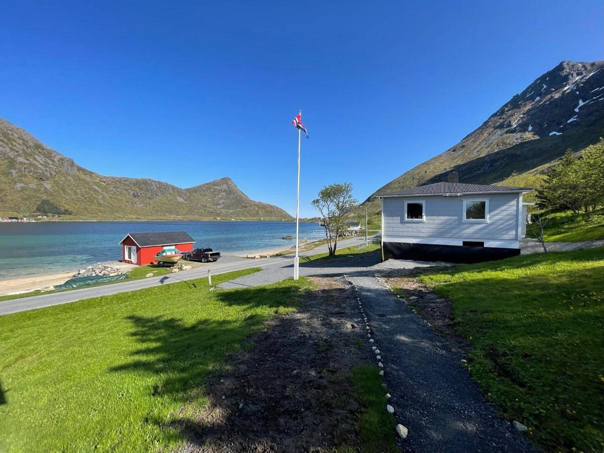 Four-Bedroom Villa in Flakstad 