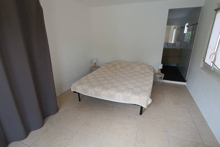 Location de vacances pour 8 personnes, avec jacuzzi et jardin à Saint-Paul-en-Forêt - 2