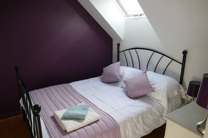 Gîte pour 8 personnes, avec jardin et jacuzzi à Bourbriac - 3