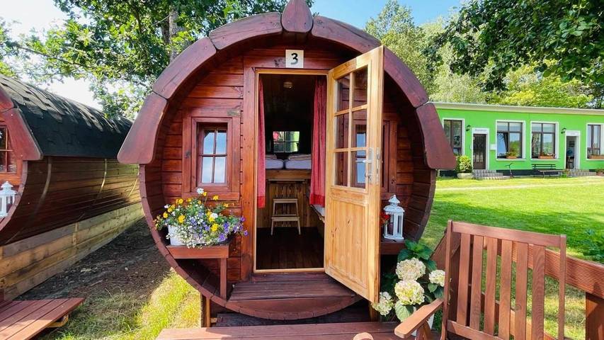 Camping für 2 Personen, mit Seeblick und Ausblick sowie Terrasse und Garten in Sachsen - 3