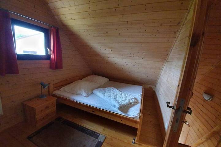 Ferienhaus für 4 Personen, mit Terrasse und Garten in Userin - 2