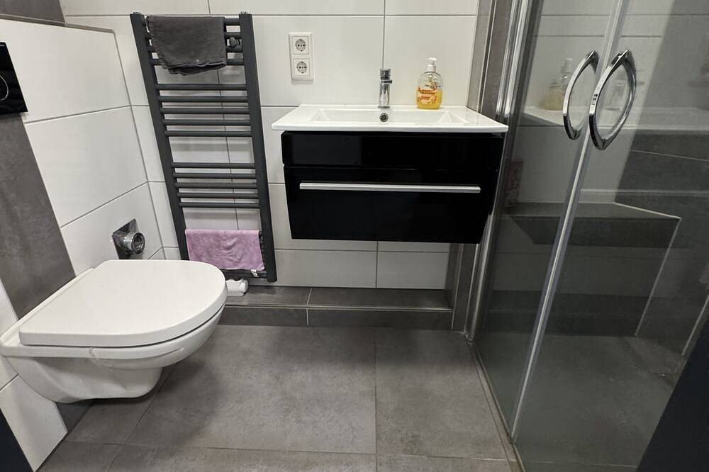 Ganze Wohnung, Kato Suite 2 in Oldenburg, Oldenburger Münsterland