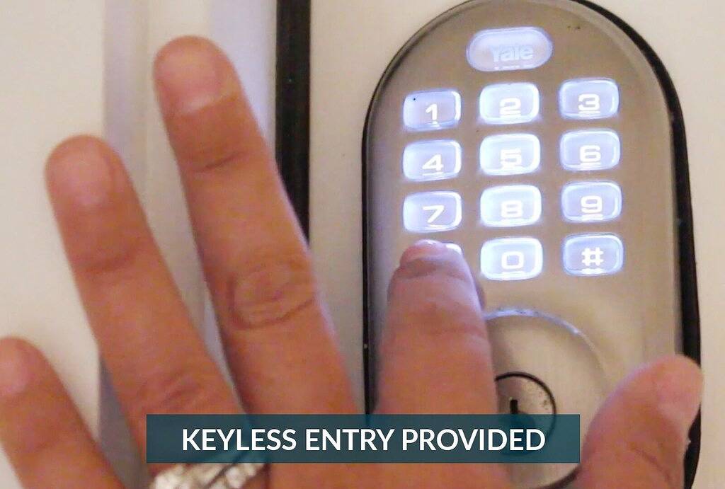 3br Oceanfront Duplex, views, sunrise! in Nags Head, Dare County