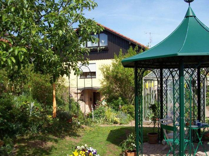 Ferienwohnung für 2 Personen, mit Terrasse und Garten - 1