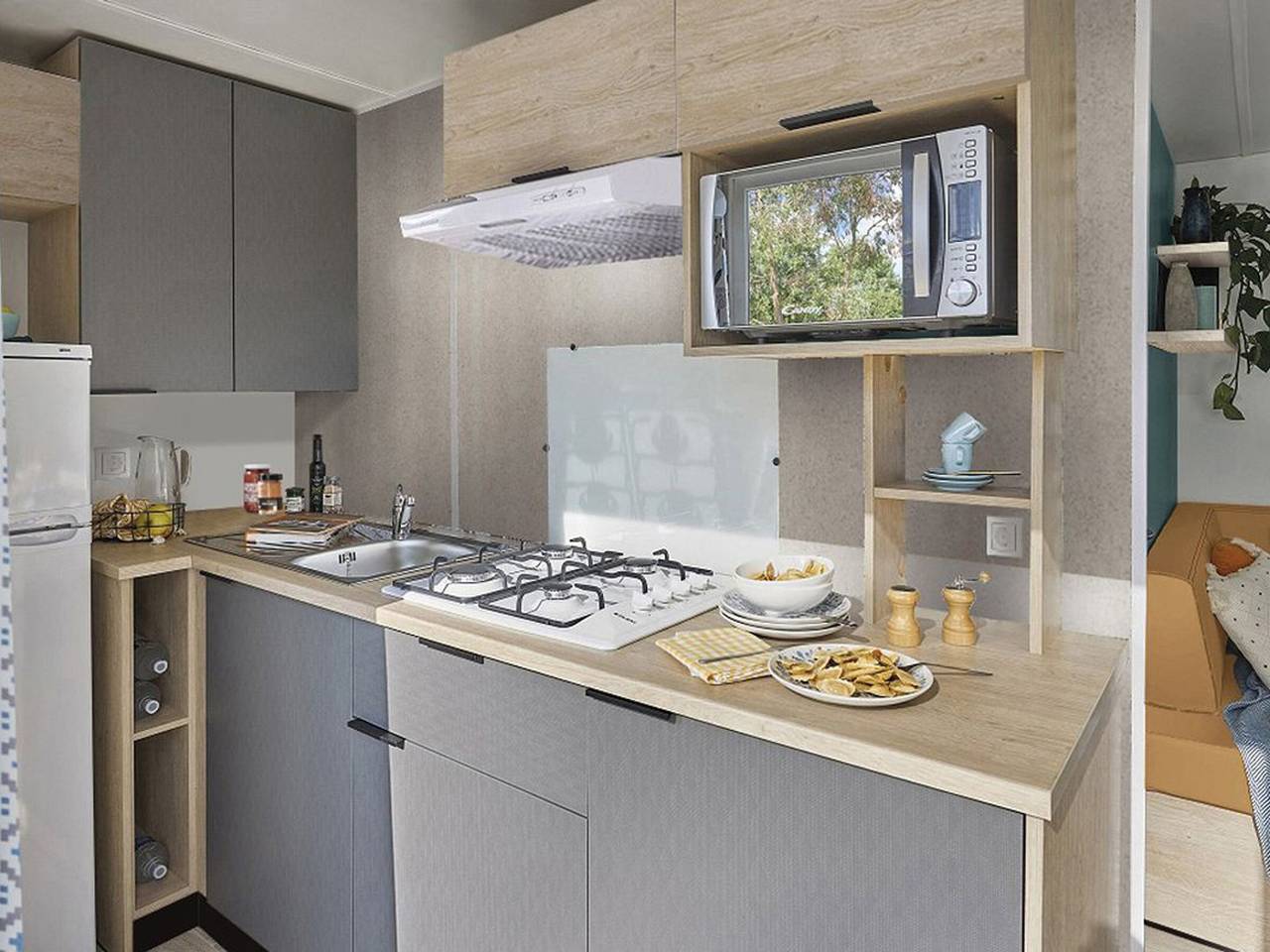 Mobil-home 6 pers. - Terrasse au Camping Saint-Gérons in Saint-Gérons, Région d'Aurillac