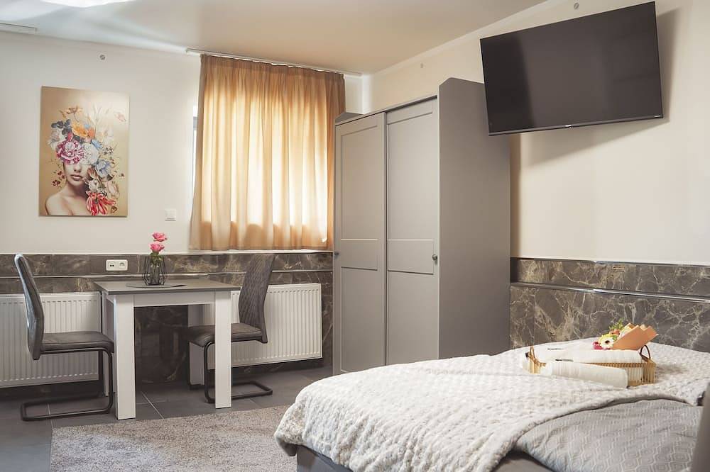 Ganze Wohnung, Apartment Deluxe - Eigenes Badezimmer in Waßmannsdorf, Schönefeld