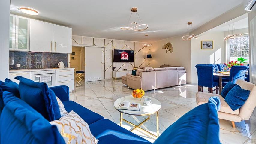 Ferienwohnung für 9 Personen, mit Balkon und Sauna sowie Ausblick