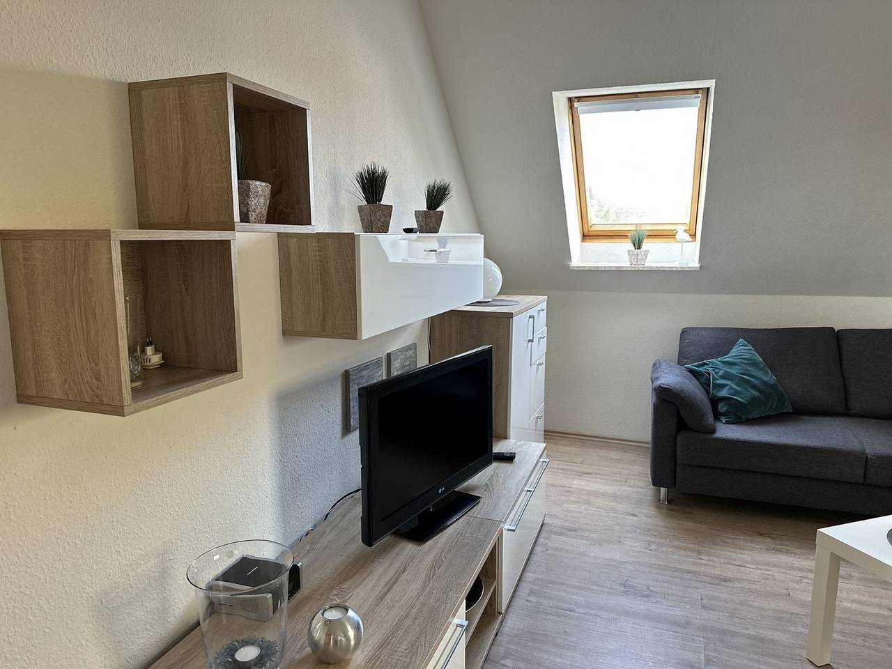 Ganze Wohnung, Zentral und ruhig gelegene Ferienwohnung für max. 4 Personen im Obergeschoss! in Kellenhusen, Ostholstein