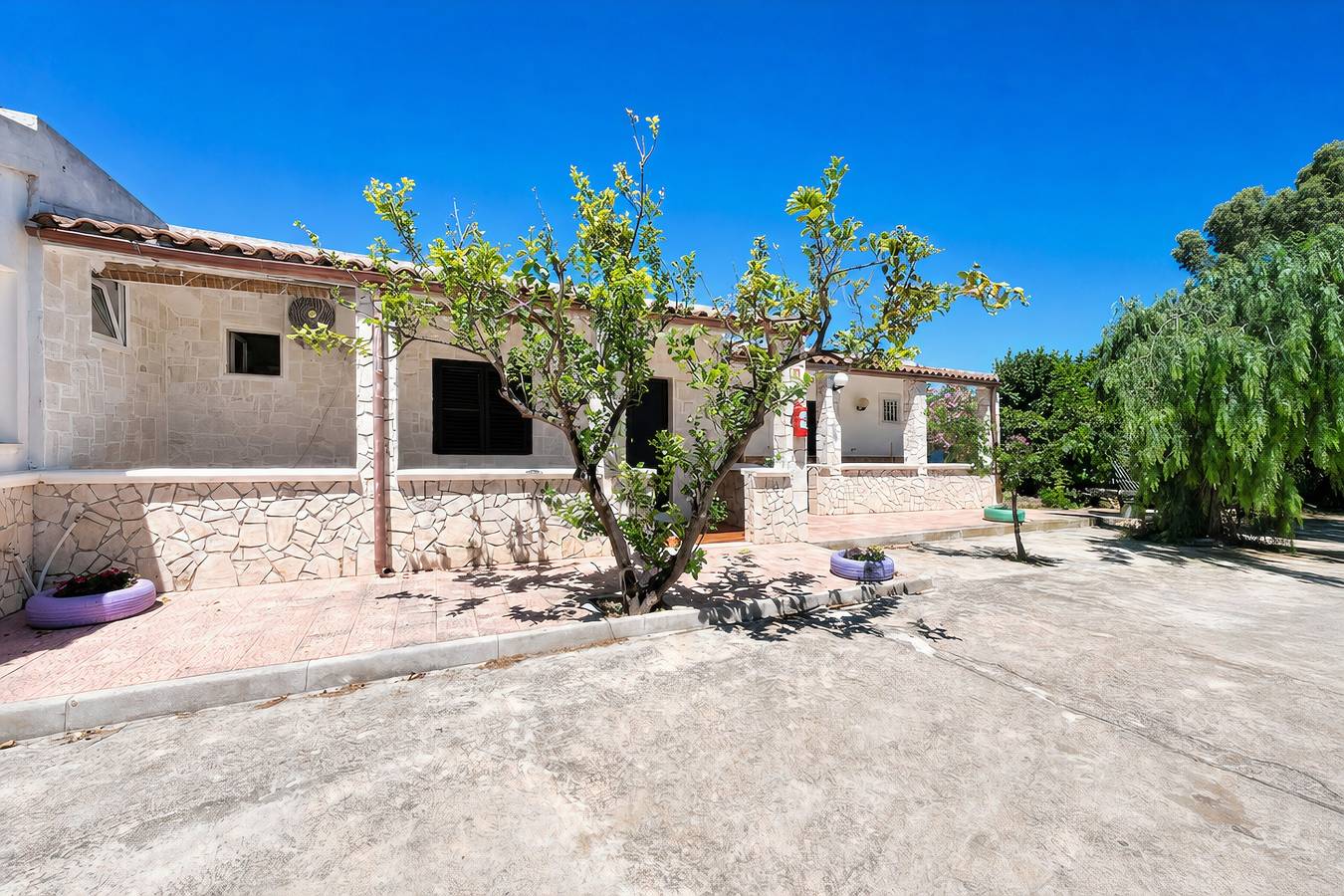 Maison de vacances « Trilocale » avec terrasse privée, jardin commun et climatisation in Vieste, Gargano