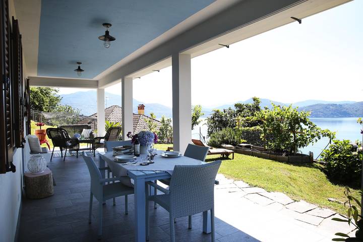 Ferienwohnung für 4 Personen, mit Seeblick und Garten sowie Ausblick und Terrasse in Lago Maggiore (Piemont) - 3