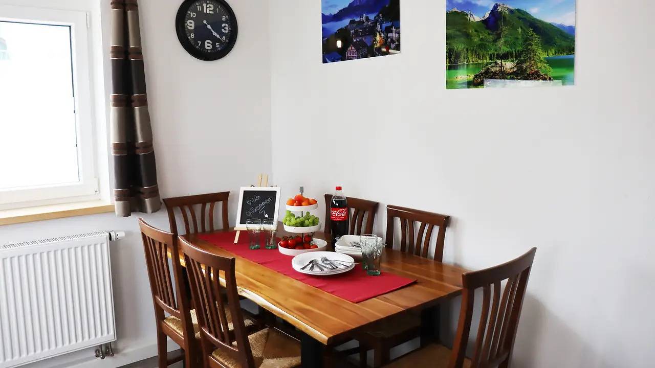 Ganze Ferienwohnung, Ferienwohnung für 5 Personen (55 m²) in Traunreut in Traunreut, Landkreis Traunstein