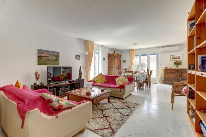 Chambre d’hôte pour 2 personnes, avec terrasse ainsi que jardin et vue, animaux acceptés à Martigues - 2