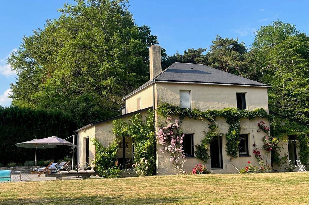 Maison Dans un Cadre Idéal Pour des Vacances au Calme in Orvault, Vallée de la Loire