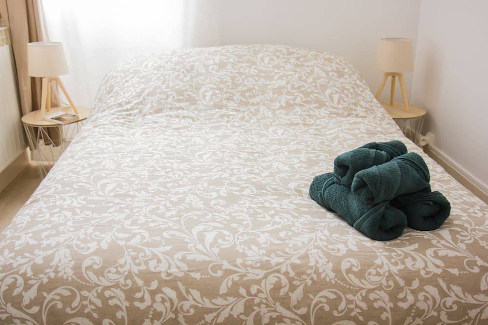 Geheel appartement, Le 62 🌟spacious T2🌟 Jardin🌴 parking & streetcar 💕 in Grenoble, Isère