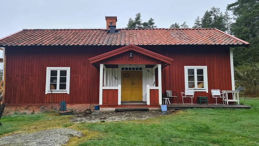 Ferienhaus für 6 Personen, mit Garten und Sauna in Flen