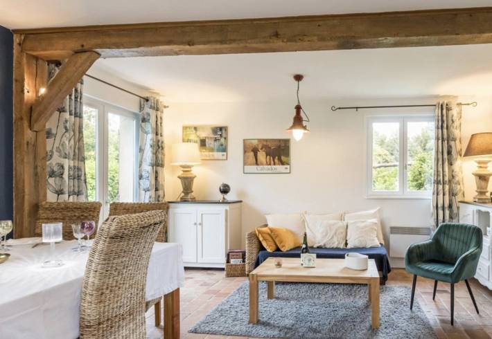 Gîte pour 6 personnes, avec terrasse et jardin à Saint-Hymer