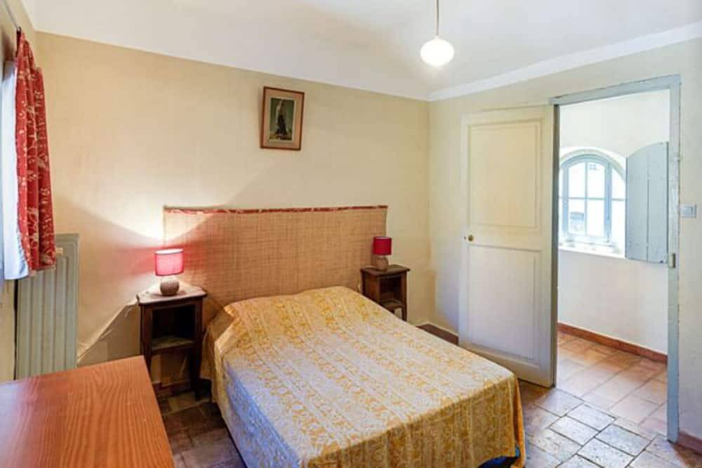 Apartamento entero, Château de Teillan - Pigeonnier in Aimargues, Côte d'Améthyste