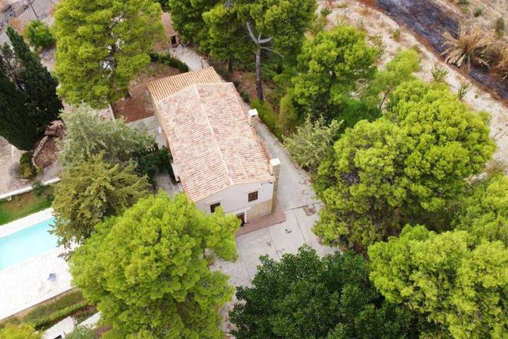 Villa per 8 persone, con terrazza e piscina a Salemi
