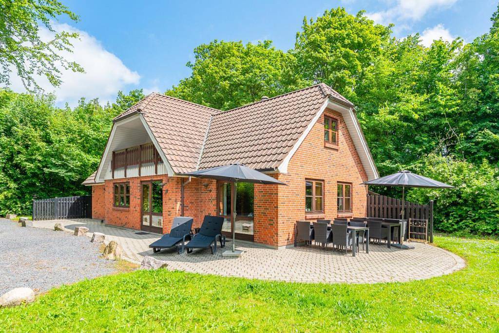 Ferie med hund og familie ved Vesterhavet – sommerhus til 8 personer og 2 hunde in Jegum, Jegum Ferieland