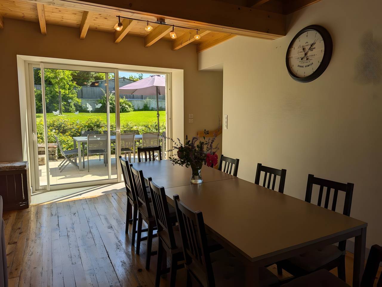 Maison de vacances 'La Bonne Chauffe' avec piscine partagée, terrasse privée et Wi-Fi in Verrières (Charente), Charente