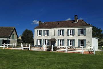 Cottage pour 13 personnes, avec jardin à Annebault