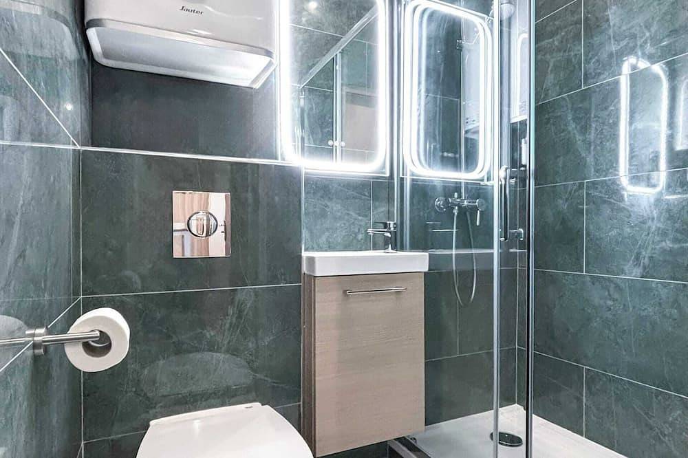 Appartement entier, Hoche C 112 - Deux Chambres Appartement, Couchages 4 in Le Pré-Saint-Gervais, Seine-Saint-Denis